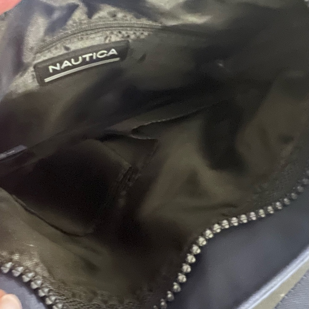 Nautica Navy Crossbody Bag NWOT - Picture 3 of 5